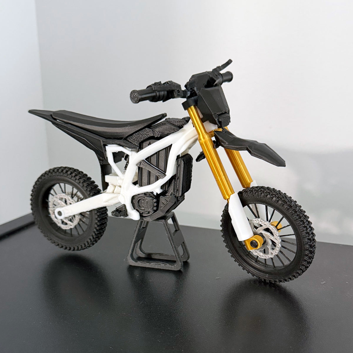 3D Printed Surron Ultra Bee Electric Dirt Bike Model | Working Suspension, Display Stand